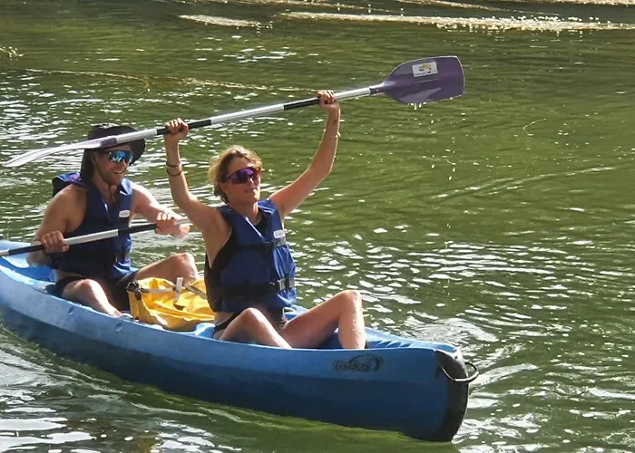 La Des Bords D'ariege Lodge *